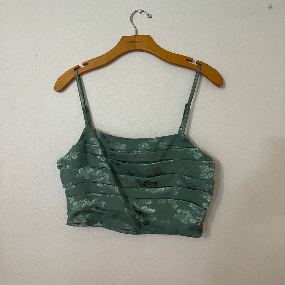 Cropped Floral Top
